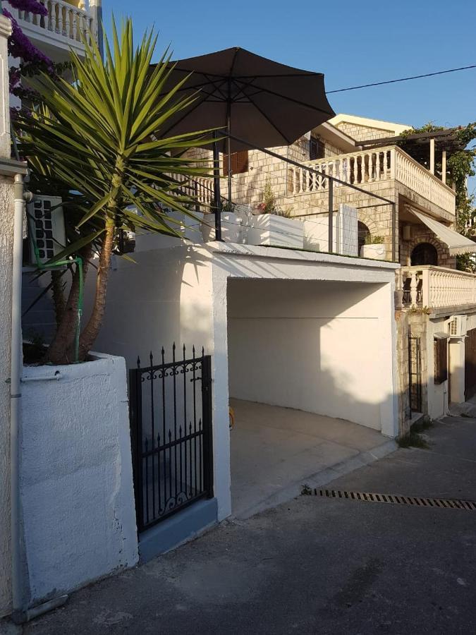 Waterfront Townhouse Sunset View With Garage Apartment Bigovo Exterior photo
